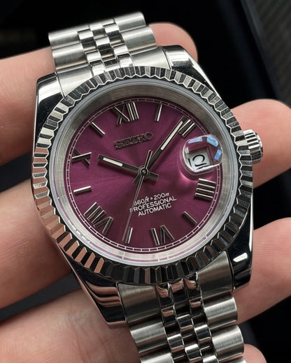 Dateiko | Roman Maroon
