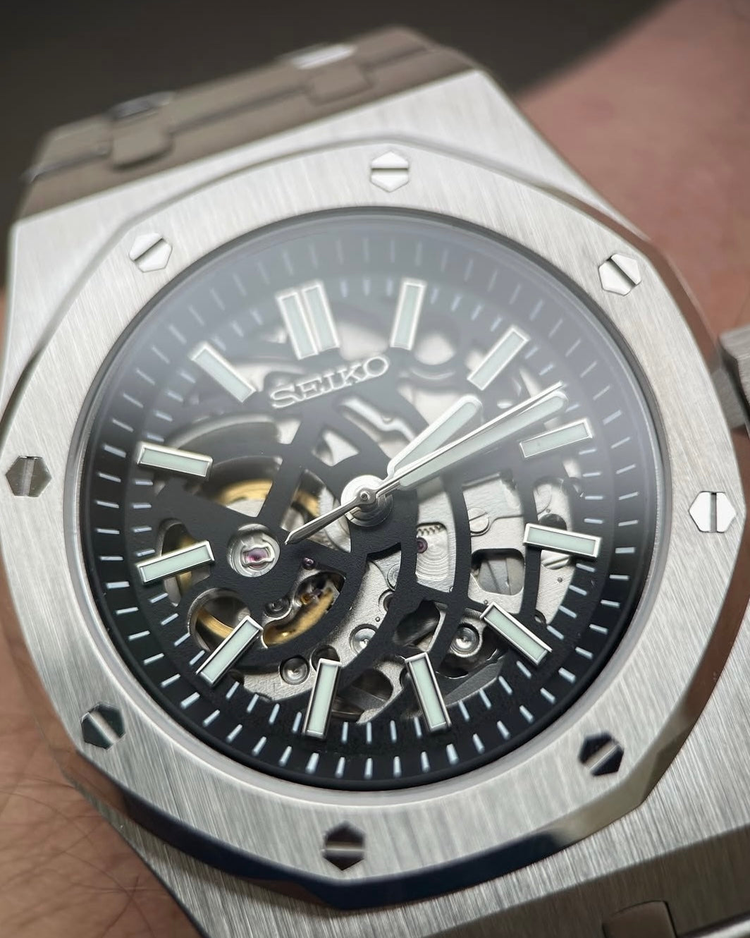 Seikoak | Skeleton