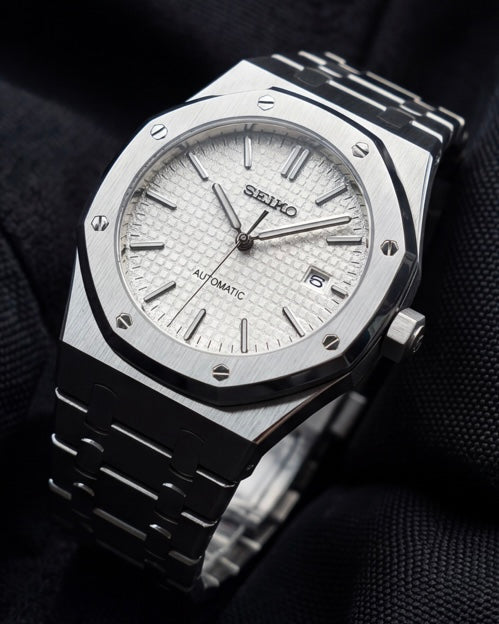 Seikoak | White